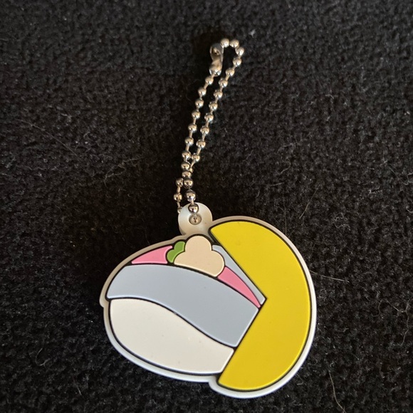 PAC-MAN™ Bikkura Pon Collaboration Rubber Keychain Kura Revolving Sushi - Picture 1 of 5